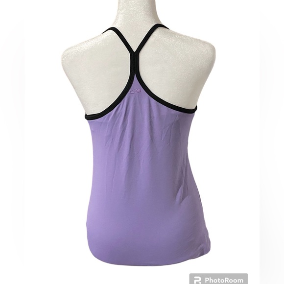 4 pcs Of Women's Work Out Tops Size M - Picture 3 of 13